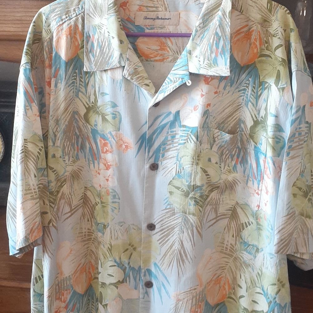 Tommy bahama xxl  button Hawaiian shirt silk
